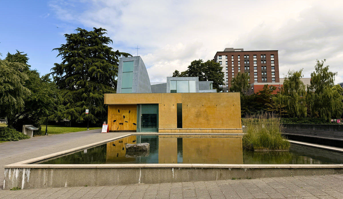 The chapel — The moment of recognition